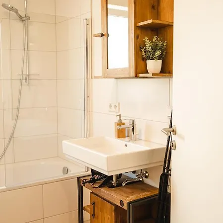 Shine I Apartament Wackersdorf